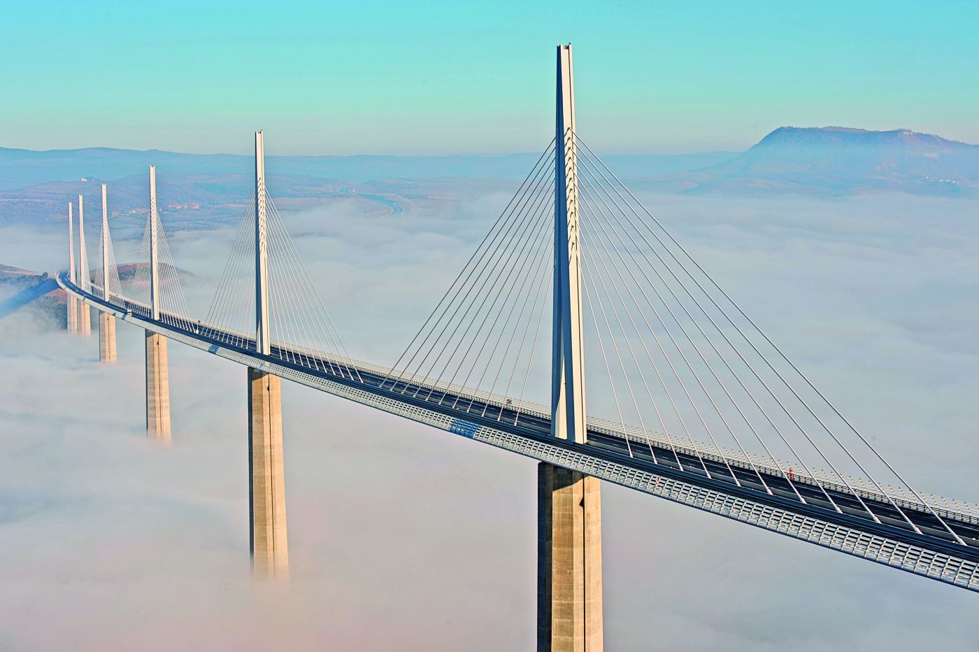 Viaducto-de-Millau-Eiffage